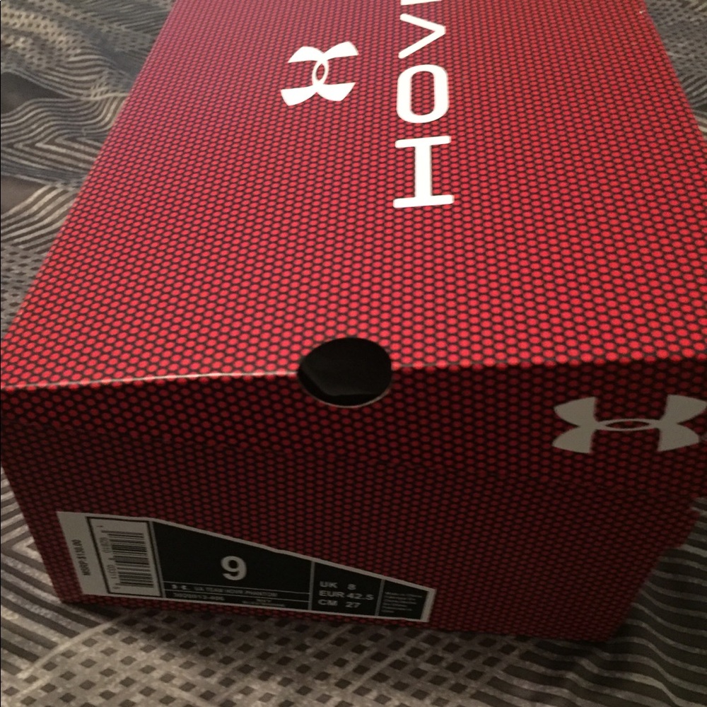 Under armor - Picture 8 of 8